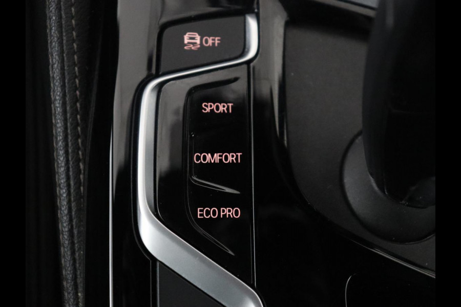 BMW 5 Serie Touring 530i High Executive Edition | M-Pakket | Soelverwarming/ventilatie | Trekhaak | Pano.Dak | Apple Carplay |