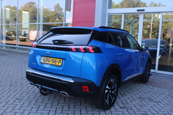 Peugeot 2008 1.2 130PK ALLURE PACK | TREKHAAK AFNEEMBAAR | NAVIGATIE 10" TOUCHSCREEN | APPLE CARPLAY/ANDROID AUTO | ACHTERUITRIJ CAMERA | 3-D INSTRUMENTENPANEEL | CLIMATE CONTROL | CRUISE CONTROL | KEYLESS ENTRY / START | 17" LICHTMETALEN VELGEN |