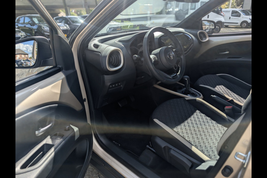 Toyota Aygo X 1.0 VVT-i S-CVT first