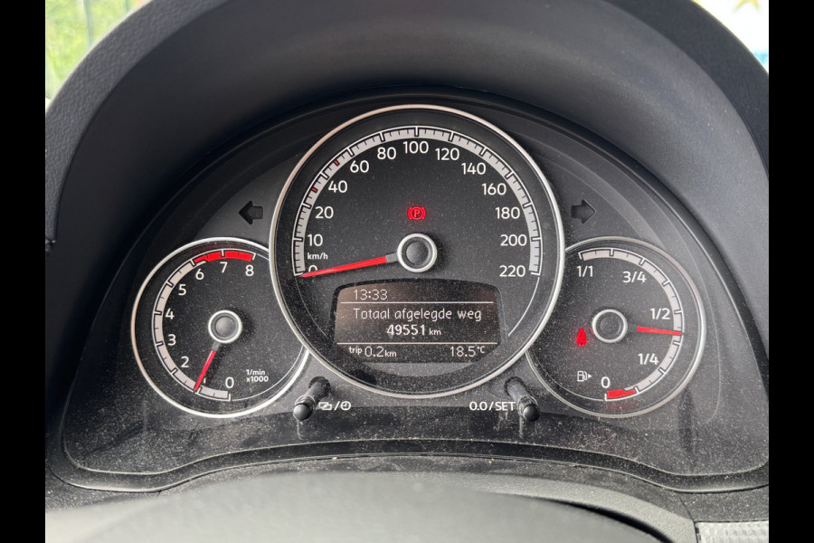 Volkswagen up! 1.0 - 66PK UP! AIRCO/STOELVERW./5-DEURS