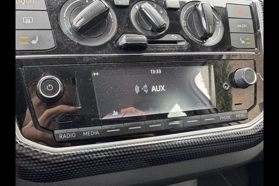 Volkswagen up! 1.0 - 66PK UP! AIRCO/STOELVERW./5-DEURS