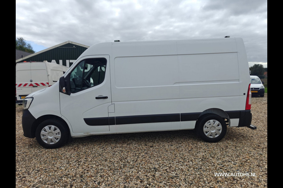 Renault Master T35 2.3 dCi 135 L2H2 ,+ werkplaats inrichting , Euro 6 , 1e Eig , 140 PK , Apk 8- 2027 , Camera , leuke bus.