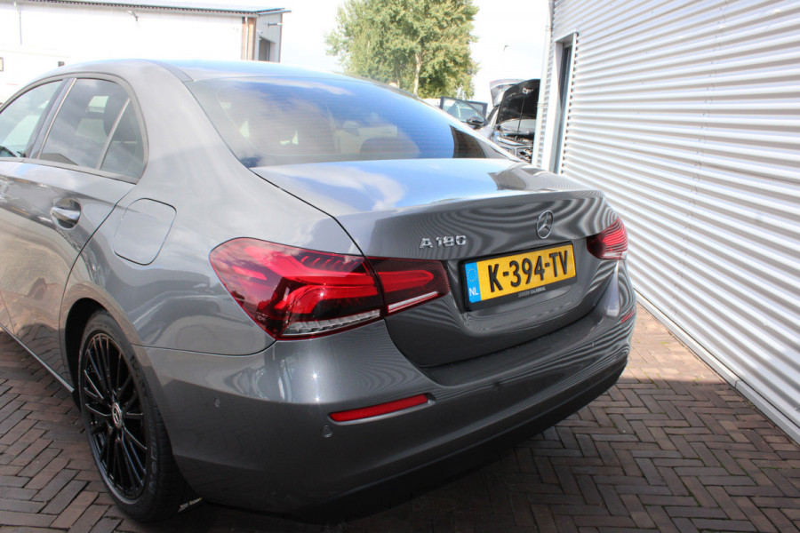 Mercedes-Benz A-Klasse 180 Business Solution