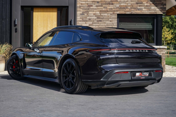 Porsche Taycan Sport Turismo Performance Plus 93KWH