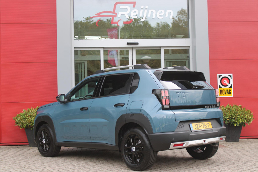 Fiat Grande Panda 1.2 Hybrid 110PK AUTOMAAT ICON | PACK STYLE: 16" LICHTMETALEN VELGEN HOOGGLANS ZWART, DAKRAILS ZWART, EXTRA GETINTE ACHTERRUITEN, IN HOOGTE VERSTELBARE PASSAGIERSSTOEL, MIDDENARMSTEUN, STYLE VOOR EN ACHTERBUMPER, STYLE DASHBOARD) | CRUISE CONTROL | DAB+ RADIO | APPLE CARPLAY/ANDROID AUTO |