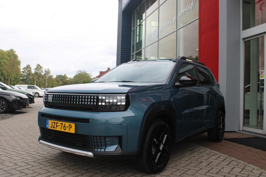 Fiat Grande Panda 1.2 Hybrid 110PK AUTOMAAT ICON | PACK STYLE: 16" LICHTMETALEN VELGEN HOOGGLANS ZWART, DAKRAILS ZWART, EXTRA GETINTE ACHTERRUITEN, IN HOOGTE VERSTELBARE PASSAGIERSSTOEL, MIDDENARMSTEUN, STYLE VOOR EN ACHTERBUMPER, STYLE DASHBOARD) | CRUISE CONTROL | DAB+ RADIO | APPLE CARPLAY/ANDROID AUTO |