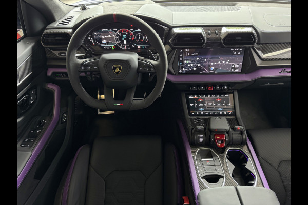 Lamborghini Urus 4.0 V8 SE 800 PK VOL OPTIES/CARBON /AD PERSONAM/ VIOLA MITHRAS/ PANO / MASSAGE phev . Viola Mithras