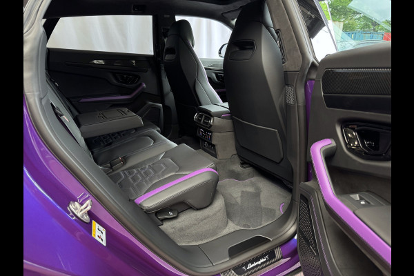 Lamborghini Urus 4.0 V8 SE 800 PK VOL OPTIES/CARBON /AD PERSONAM/ VIOLA MITHRAS/ PANO / MASSAGE phev . Viola Mithras