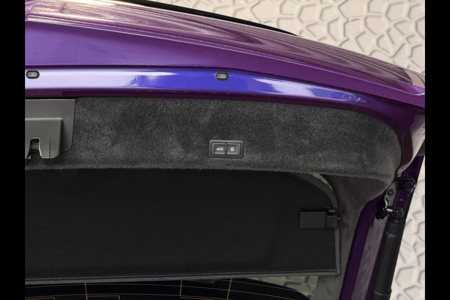 Lamborghini Urus 4.0 V8 SE 800 PK VOL OPTIES/CARBON /AD PERSONAM/ VIOLA MITHRAS/ PANO / MASSAGE phev . Viola Mithras