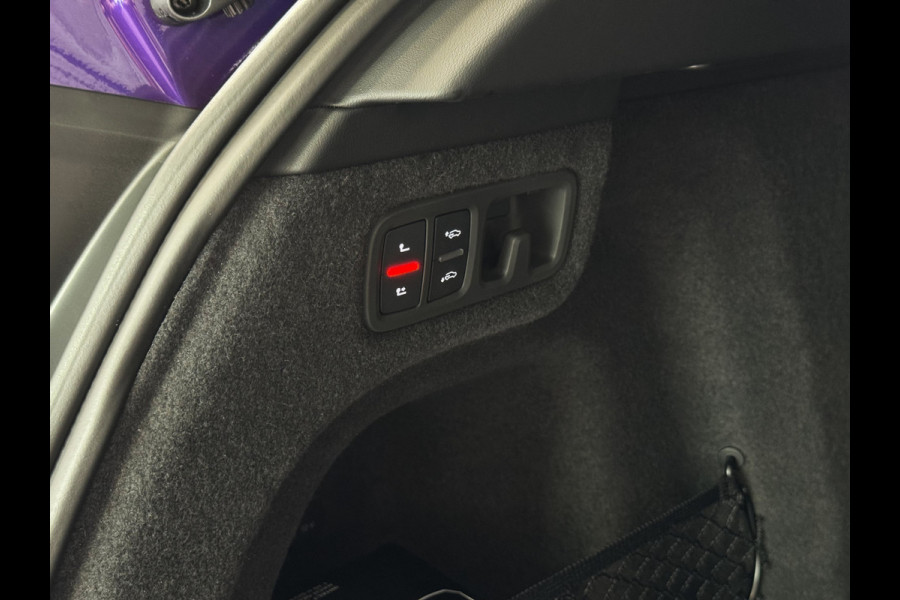Lamborghini Urus 4.0 V8 SE 800 PK VOL OPTIES/CARBON /AD PERSONAM/ VIOLA MITHRAS/ PANO / MASSAGE phev . Viola Mithras