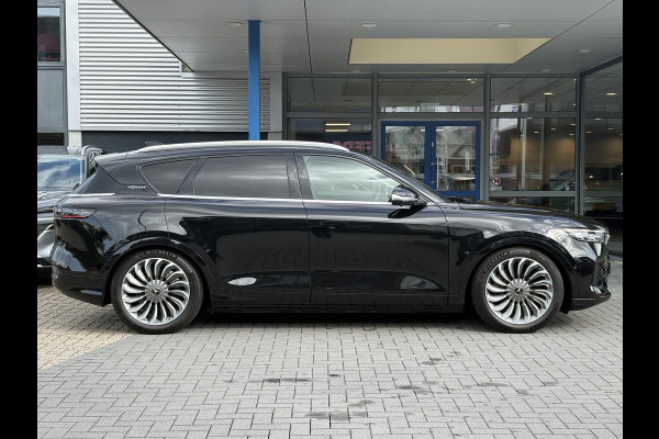 VOYAH Free Flagship 4WD 106 kWh | Panoramadak | Dynaudio Hi-FI | 360° Camera | Luchtvering | Adaptieve Cruise Control | Dodehoekassistent | Elektrisch Verstelbare Stoelen + Massage | Stoelverwarming | Stoelventilatie | Sfeerverlichting |
