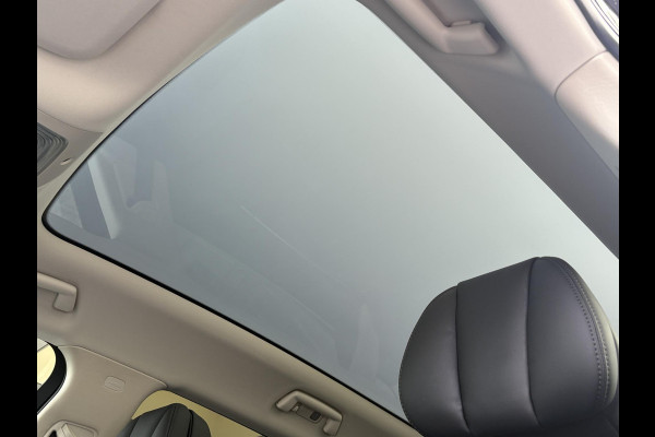 VOYAH Free Flagship 4WD 106 kWh | Panoramadak | Dynaudio Hi-FI | 360° Camera | Luchtvering | Adaptieve Cruise Control | Dodehoekassistent | Elektrisch Verstelbare Stoelen + Massage | Stoelverwarming | Stoelventilatie | Sfeerverlichting |