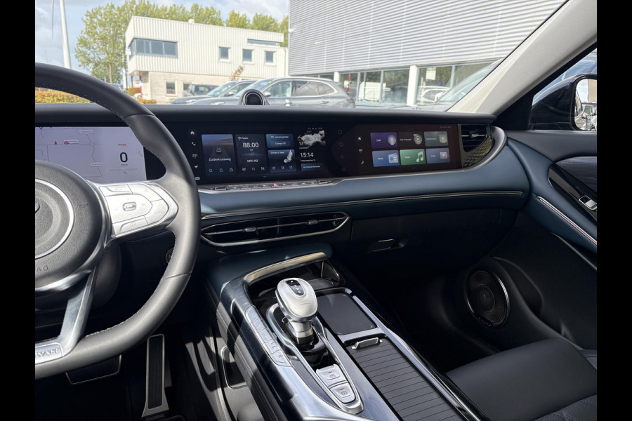 VOYAH Free Flagship 4WD 106 kWh | Panoramadak | Dynaudio Hi-FI | 360° Camera | Luchtvering | Adaptieve Cruise Control | Dodehoekassistent | Elektrisch Verstelbare Stoelen + Massage | Stoelverwarming | Stoelventilatie | Sfeerverlichting |