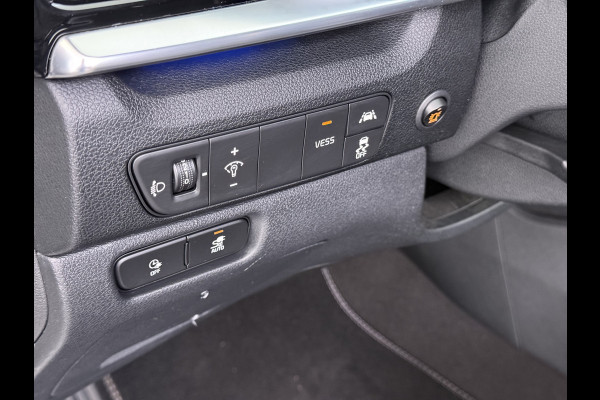 Kia e-Niro DynamicLine 64kWh 204PK Warmtepomp SOH 98% Camera Adap.Cruise Stoel+Stuurverwarming Navi Ecc Apple Carplay Android Auto Pdc Isofix Lane Assist VESS Regen-Lichtsensor 1e Eigenaar Origineel Nederlandse Auto