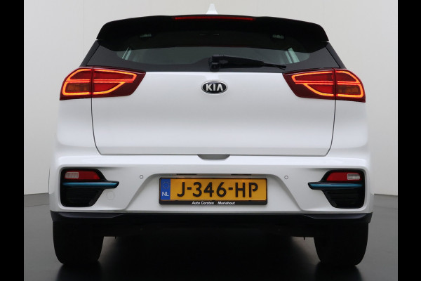 Kia e-Niro DynamicLine 64kWh 204PK Warmtepomp SOH 98% Camera Adap.Cruise Stoel+Stuurverwarming Navi Ecc Apple Carplay Android Auto Pdc Isofix Lane Assist VESS Regen-Lichtsensor 1e Eigenaar Origineel Nederlandse Auto