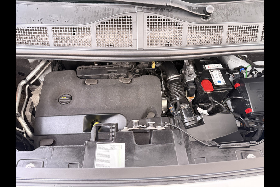 Opel Vivaro 2.0CDTI 123PK Euro 6 L2H1 3-Persoons Imperiaal Trekhaak 360°Camera Navi Apple Carplay Android Auto Airco Cruise Control Betonplex Vloer Kasteninbouw Wandbetimmering 2.500KG Trekgewicht 1e Eigenaar