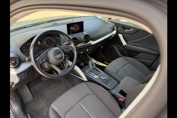 Audi Q2 1.4 TFSI CoD Sport Pro Line | Achteruitrijcamera | Trekhaak | Cruise Control | Navigatie | Parkeersensoren | Automaat | Climate Control | Nanograu