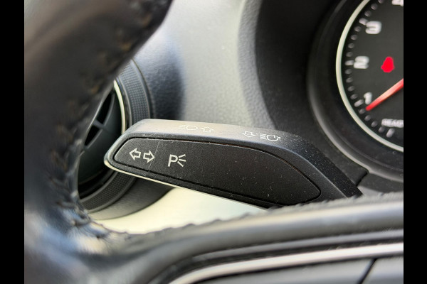 Audi Q2 1.4 TFSI CoD Sport Pro Line | Achteruitrijcamera | Trekhaak | Cruise Control | Navigatie | Parkeersensoren | Automaat | Climate Control | Nanograu
