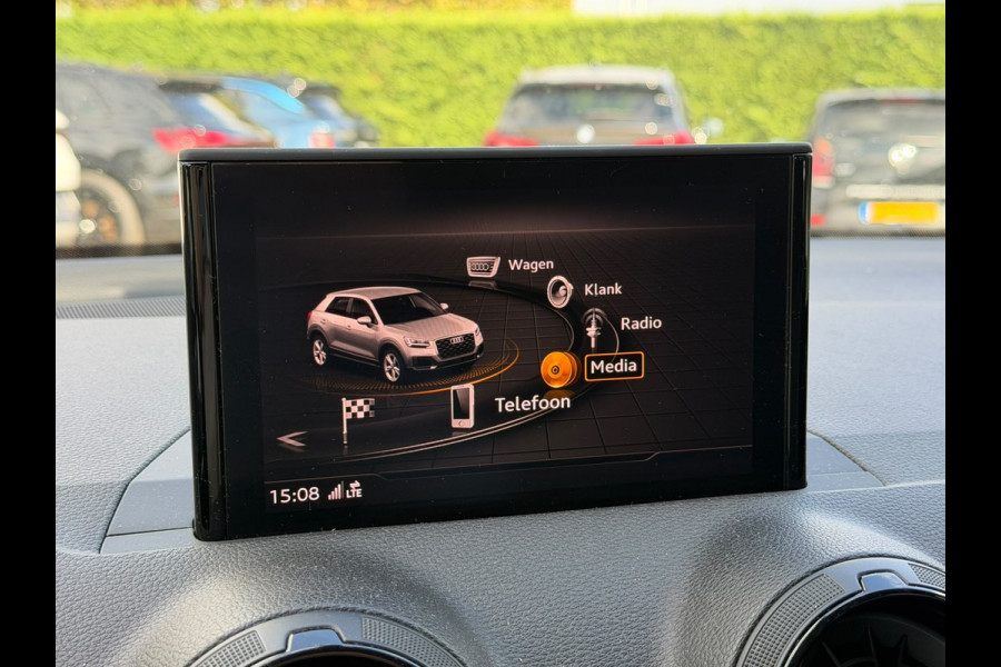 Audi Q2 1.4 TFSI CoD Sport Pro Line | Achteruitrijcamera | Trekhaak | Cruise Control | Navigatie | Parkeersensoren | Automaat | Climate Control | Nanograu