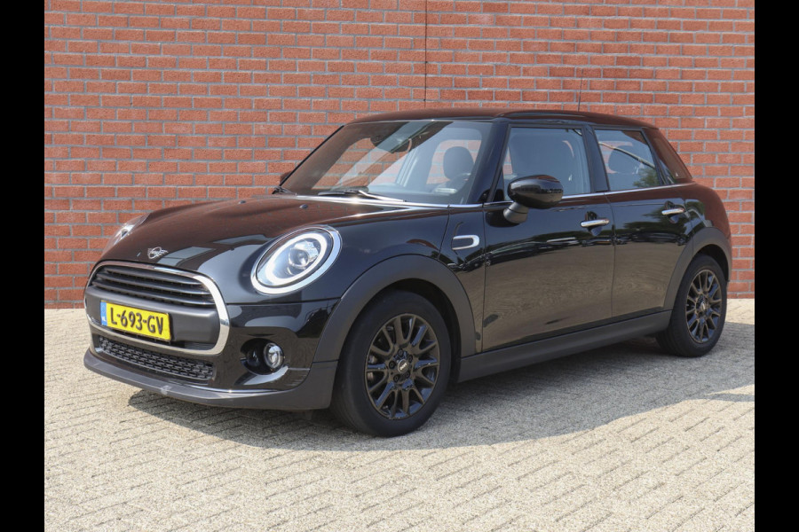 MINI One 1.5 5-DRS Automaat Business Edition Navigatie PDC Cruise Control Airco 17" Lichtmetalen velgen 5-Deurs