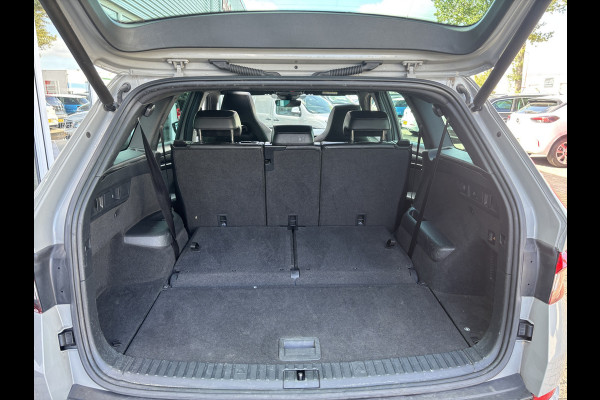 Škoda Kodiaq 1.5 TSI Sportline Business 7p. | Trekhaak | Pano | Sfeerverlichting | Apple Carplay | Stoelverwarming