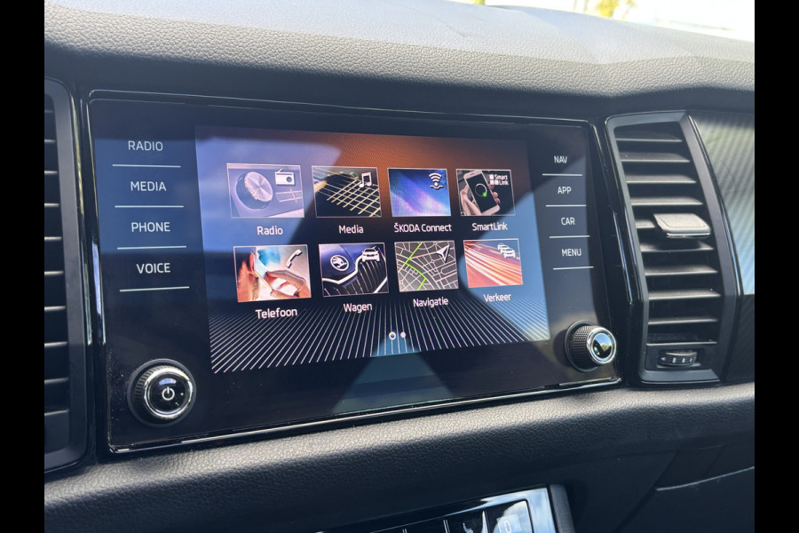 Škoda Kodiaq 1.5 TSI Sportline Business 7p. | Trekhaak | Pano | Sfeerverlichting | Apple Carplay | Stoelverwarming