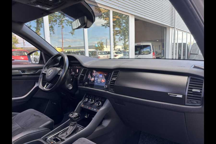 Škoda Kodiaq 1.5 TSI Sportline Business 7p. | Trekhaak | Pano | Sfeerverlichting | Apple Carplay | Stoelverwarming