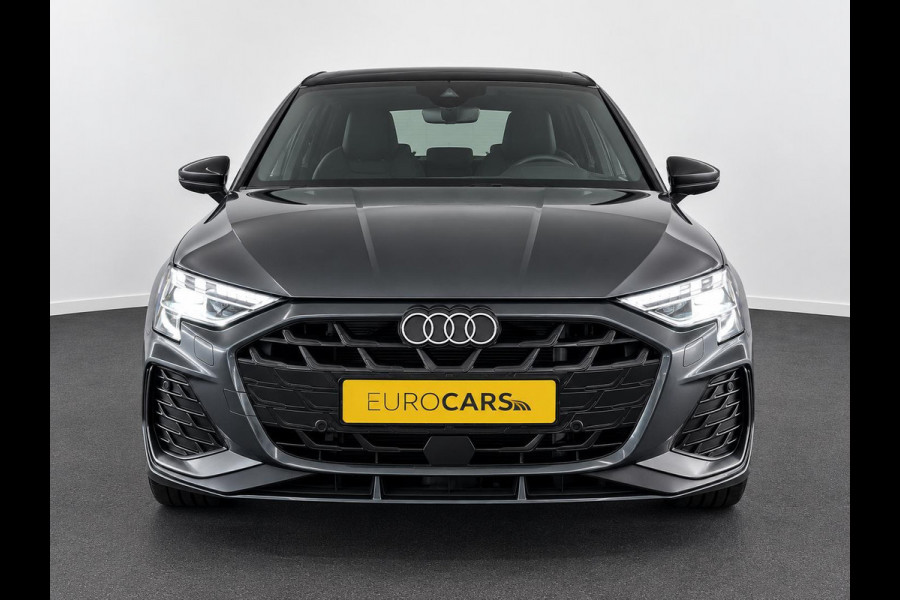 Audi A3 Sportback 40 TFSI e 204pk Automaat S-Line edition Comfort pakket Plus Lichtmetalen Velgen 18" Matrix Led Parkeer sensoren Camera Cruise Control Adaptive Navigatie Apple Carplay/Android Auto