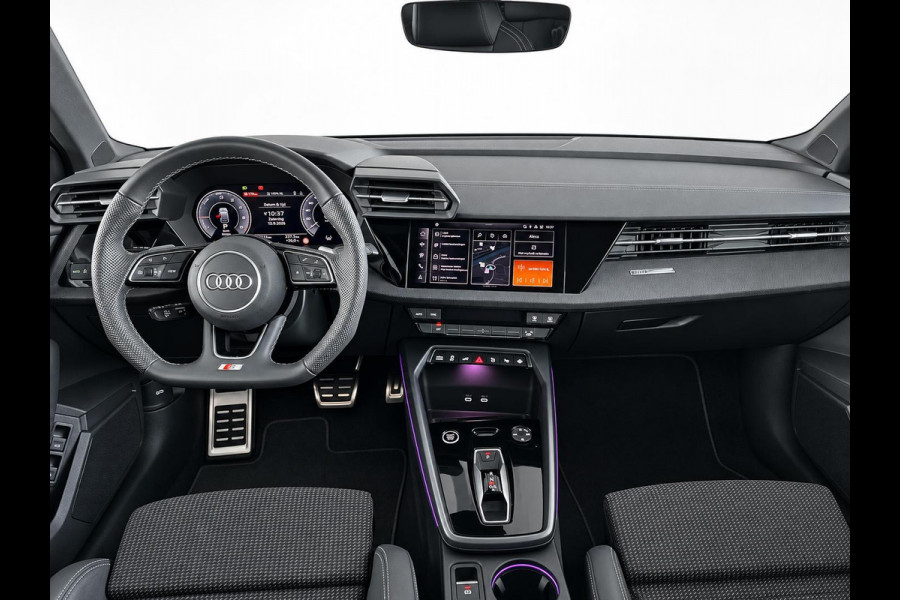 Audi A3 Sportback 40 TFSI e 204pk Automaat S-Line edition Comfort pakket Plus Lichtmetalen Velgen 18" Matrix Led Parkeer sensoren Camera Cruise Control Adaptive Navigatie Apple Carplay/Android Auto