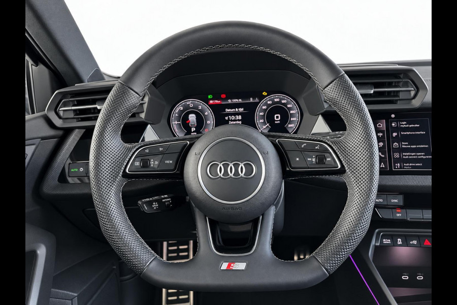 Audi A3 Sportback 40 TFSI e 204pk Automaat S-Line edition Comfort pakket Plus Lichtmetalen Velgen 18" Matrix Led Parkeer sensoren Camera Cruise Control Adaptive Navigatie Apple Carplay/Android Auto