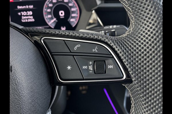 Audi A3 Sportback 40 TFSI e 204pk Automaat S-Line edition Comfort pakket Plus Lichtmetalen Velgen 18" Matrix Led Parkeer sensoren Camera Cruise Control Adaptive Navigatie Apple Carplay/Android Auto