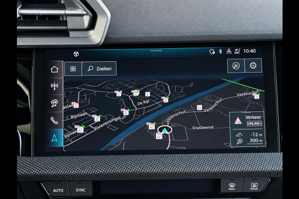 Audi A3 Sportback 40 TFSI e 204pk Automaat S-Line edition Comfort pakket Plus Lichtmetalen Velgen 18" Matrix Led Parkeer sensoren Camera Cruise Control Adaptive Navigatie Apple Carplay/Android Auto