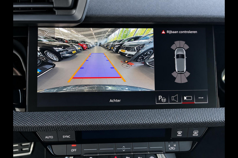 Audi A3 Sportback 40 TFSI e 204pk Automaat S-Line edition Comfort pakket Plus Lichtmetalen Velgen 18" Matrix Led Parkeer sensoren Camera Cruise Control Adaptive Navigatie Apple Carplay/Android Auto
