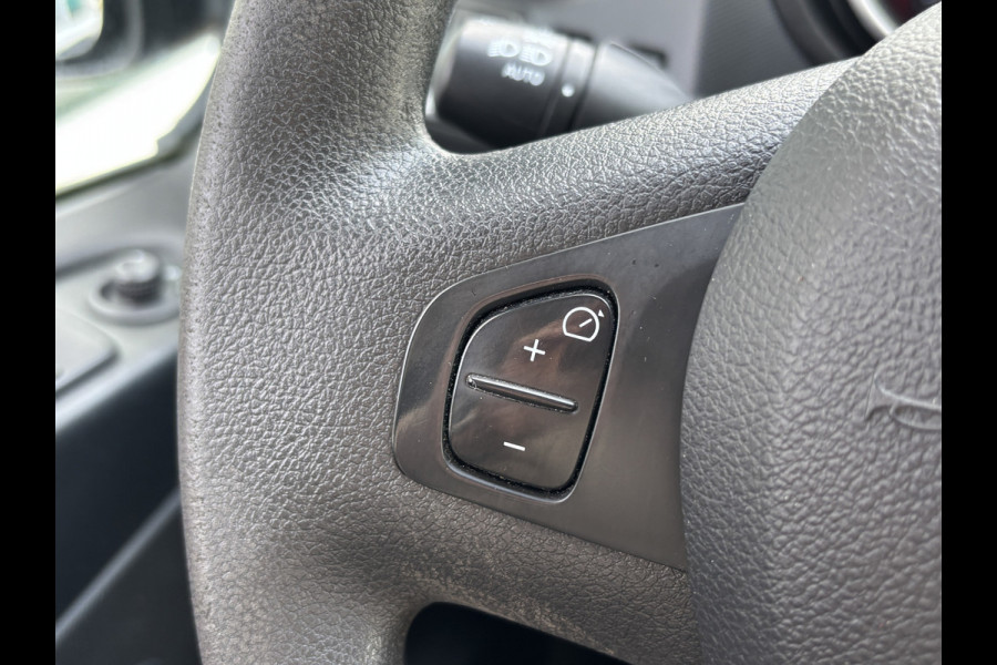 Renault Trafic 2.0 dCi 145 T29 L2H1 DC Comfort | Dubbel Cabine | Automaat | Trekhaak | Achterruitrij Camera
