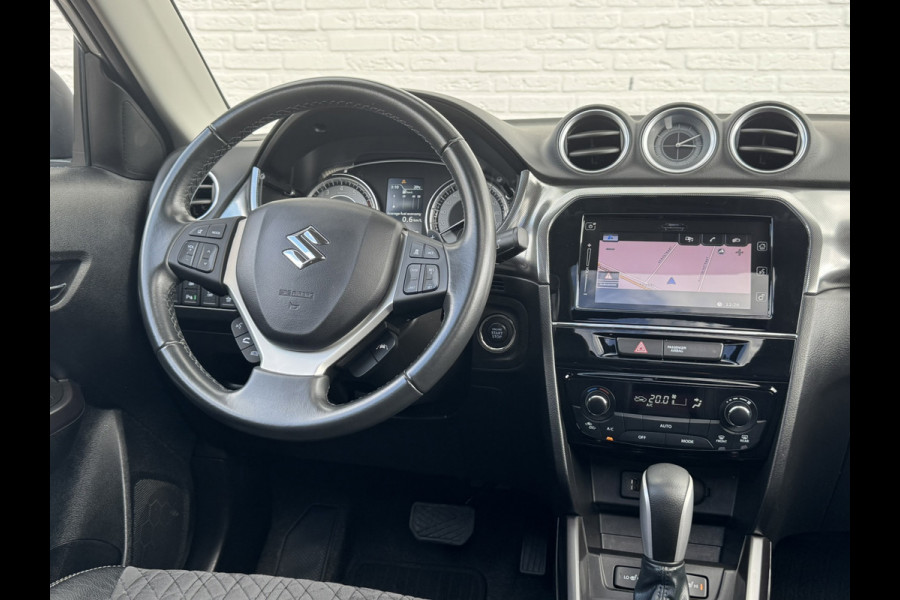 Suzuki Vitara 1.4 Boosterjet Style Smart Hybrid Trekhaak Panorama dak Camera+pdc Dealer onderhouden