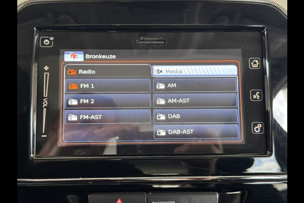 Suzuki Vitara 1.4 Boosterjet Style Smart Hybrid Trekhaak Panorama dak Camera+pdc Dealer onderhouden