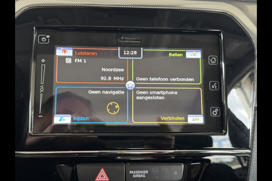 Suzuki Vitara 1.4 Boosterjet Style Smart Hybrid Trekhaak Panorama dak Camera+pdc Dealer onderhouden
