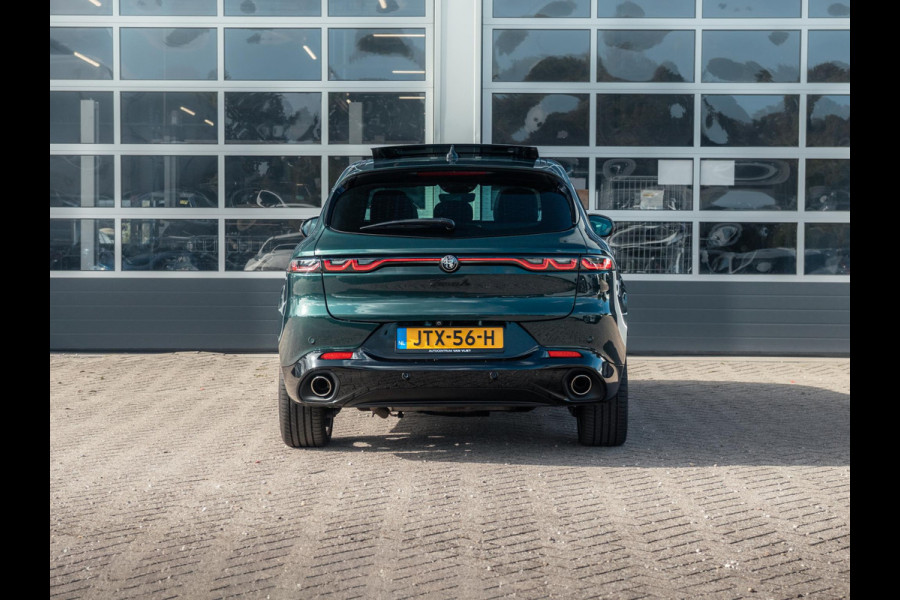 Alfa Romeo Tonale 1.3 Ibrida Plug-In Q4 270pk AWD Veloce | Teck Pack | Schuif/Kanteldak | Harman Kardon | 20"  | Bicolore