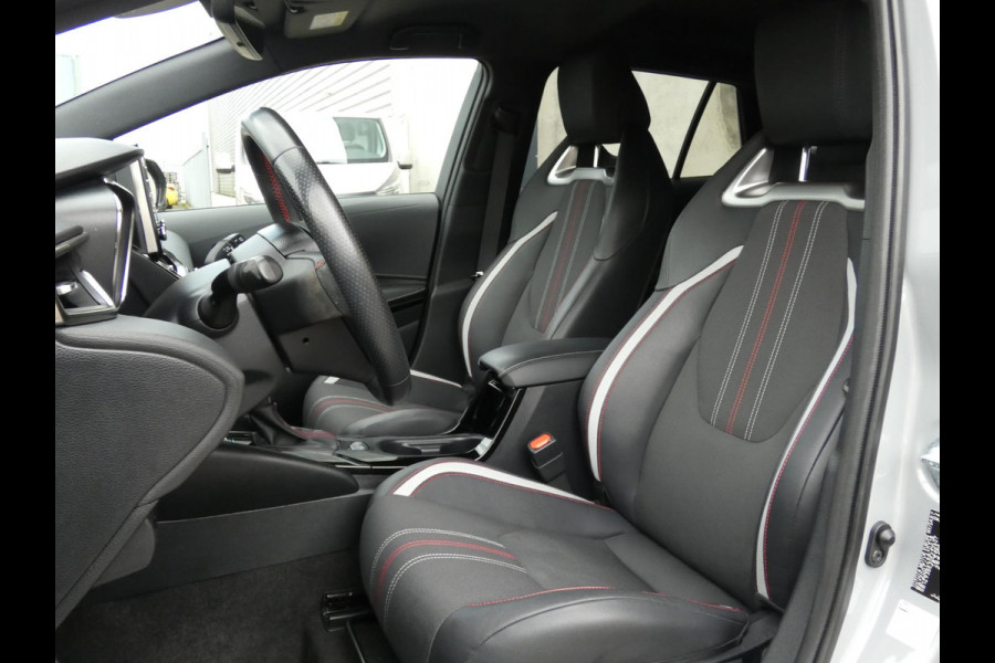 Toyota Corolla Touring Sports 1.8 Hybrid GR-Sport | STOELVERWARMING | DEALER ONDERHOUDEN | ACHTERUITRIJCAMERA |