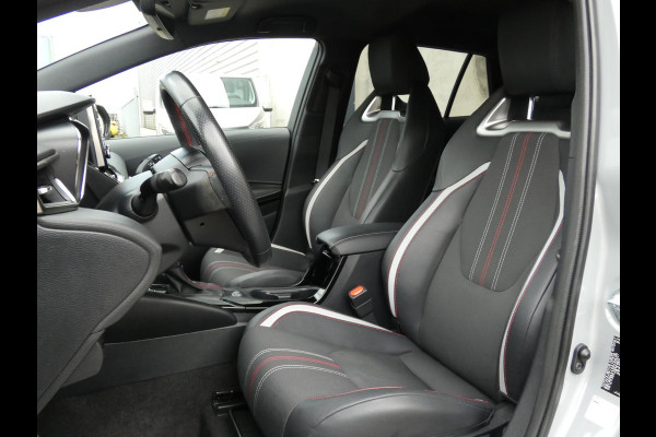 Toyota Corolla Touring Sports 1.8 Hybrid GR-Sport | STOELVERWARMING | DEALER ONDERHOUDEN | ACHTERUITRIJCAMERA |