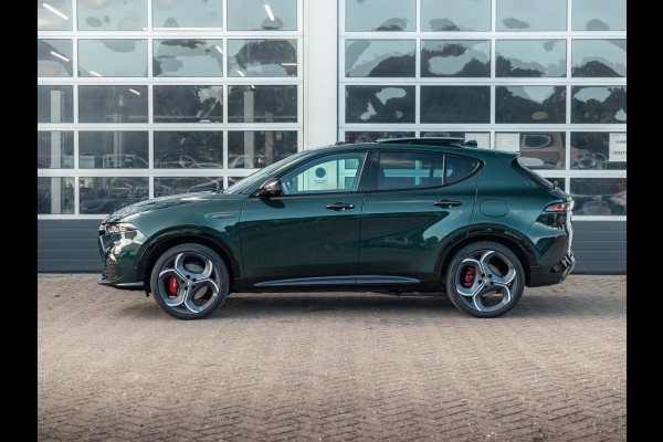 Alfa Romeo Tonale 1.3 Ibrida Plug-In Q4 270pk AWD Veloce | Teck Pack | Schuif/Kanteldak | Harman Kardon | 20"  | Bicolore
