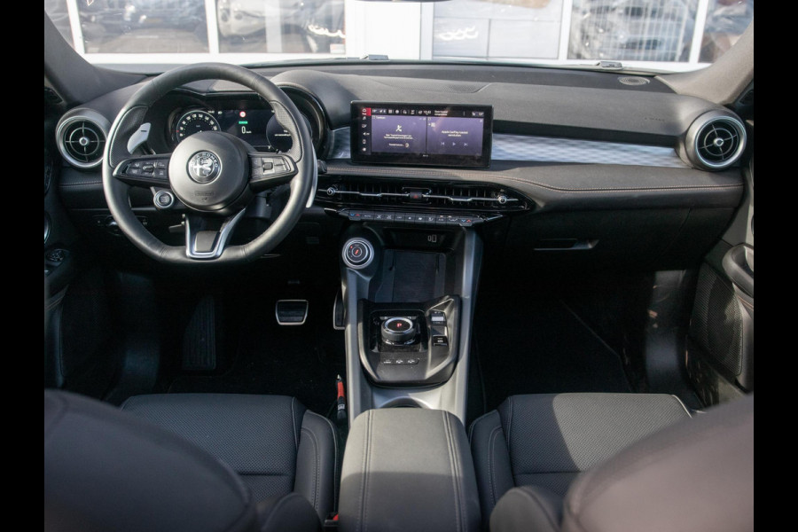 Alfa Romeo Tonale 1.3 Ibrida Plug-In Q4 270pk AWD Veloce | Teck Pack | Schuif/Kanteldak | Harman Kardon | 20"  | Bicolore