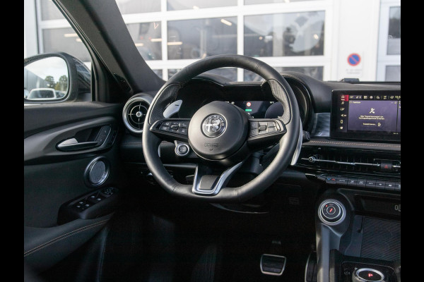 Alfa Romeo Tonale 1.3 Ibrida Plug-In Q4 270pk AWD Veloce | Teck Pack | Schuif/Kanteldak | Harman Kardon | 20"  | Bicolore