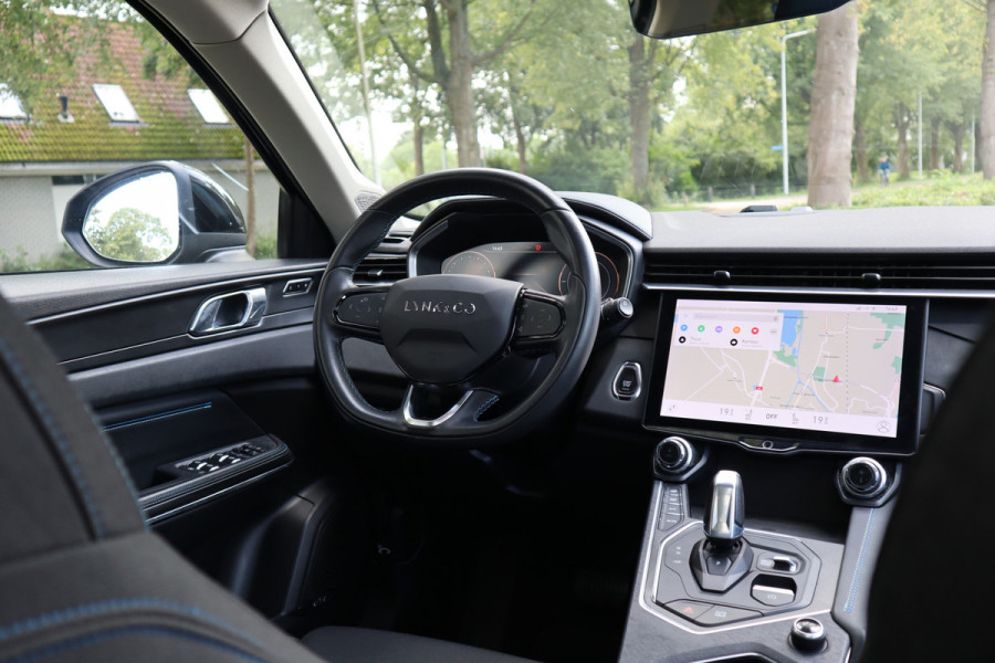 Lynk & Co 01 1.5 | Panoramadak | 360 Camera | Panoramadak | Carplay |