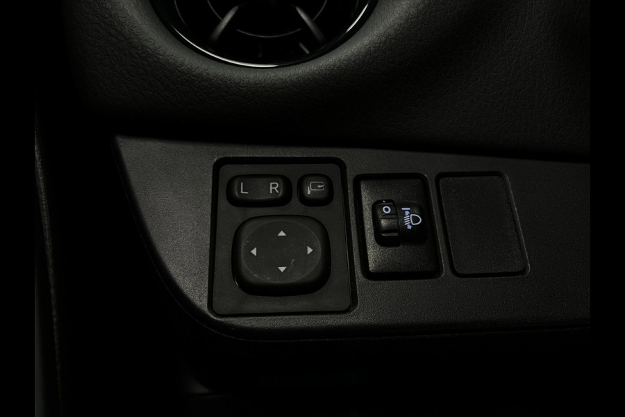 Toyota Yaris 1.5 Hybrid Bi-Tone Plus | Navi| Keyless| Cruise