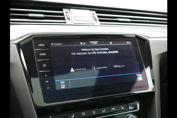 Volkswagen Passat 1.4 TSI PHEV GTE Business 218pk Dealer O.H. | Trekhaak Af Fabriek | Panodak | Head Up | Adaptive Cruise | 360 Camera | Dynaudio | Lederen Sportstoelen Memory & Massage | IQ Light | Stoelen & Stuur Verwarmd | Blis | Keyless | Apple Carplay | Plug In Hybrid |