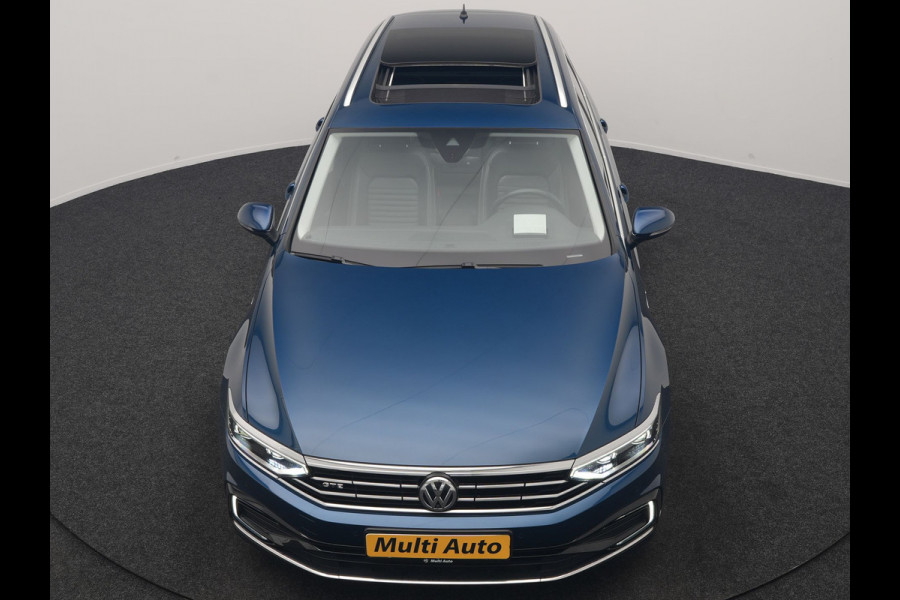 Volkswagen Passat 1.4 TSI PHEV GTE Business 218pk Dealer O.H. | Trekhaak Af Fabriek | Panodak | Head Up | Adaptive Cruise | 360 Camera | Dynaudio | Lederen Sportstoelen Memory & Massage | IQ Light | Stoelen & Stuur Verwarmd | Blis | Keyless | Apple Carplay | Plug In Hybrid |