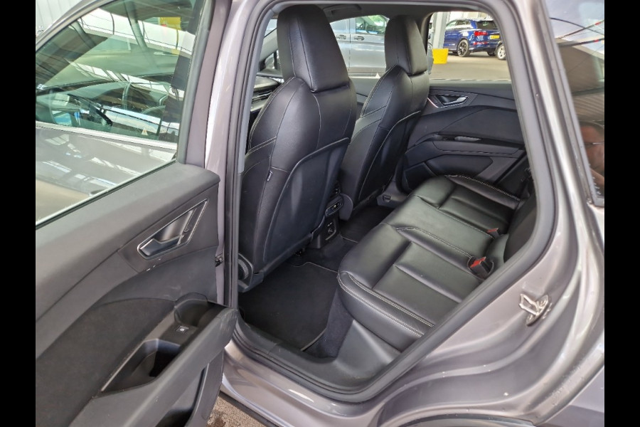 Audi Q4 e-tron 40 edition 77 kWh Soh 92% Leer Trekhaak Carplay Camera Advanced