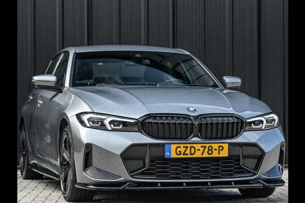 BMW 3-serie 330e | M-Sport | NL auto | Facelift | Stoelverwarming | Camera | Ambiance Interieur | Shadowline | Led Koplampen |