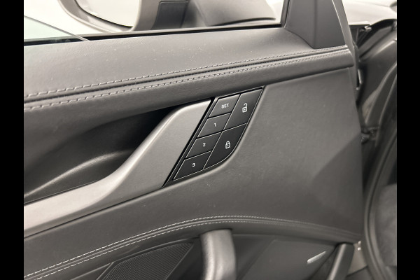 Porsche 911 992 Cabrio 3.0 Carrera Sport chrono/PDLS/Luchtvering/Sport uitlaat/carplay